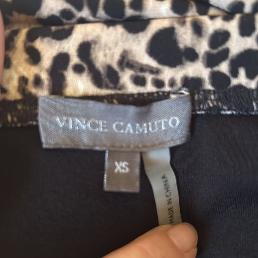 Vince Cammuto Leopard Print Side Ruched Pencil Skirt (Size XS) - Picture 6 of 6